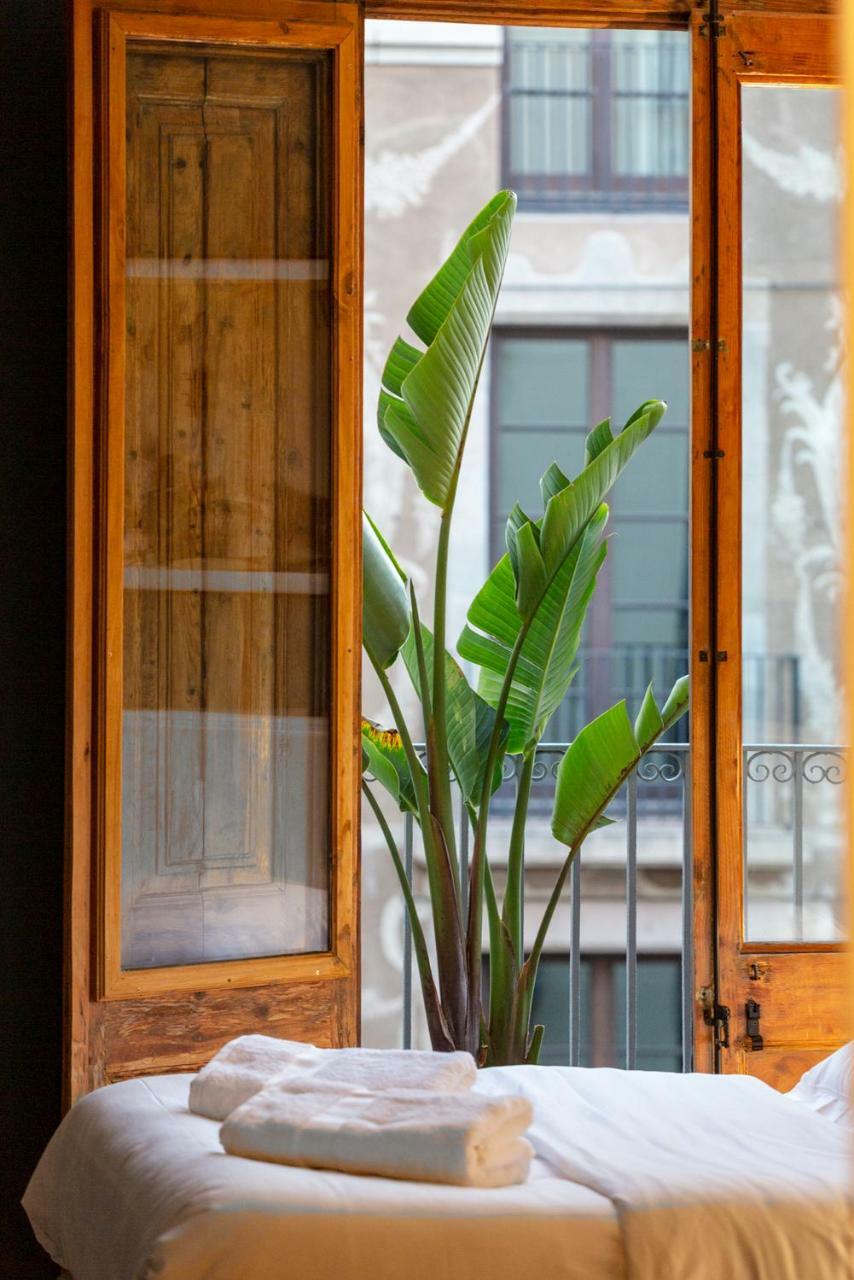 Hostal Sol Y K Barcelona Exterior photo